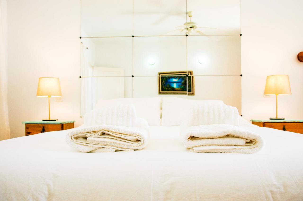 Casa Tigot (Adults Only) Villa ปูแอร์โตเดลคาร์เมน ภายนอก รูปภาพ